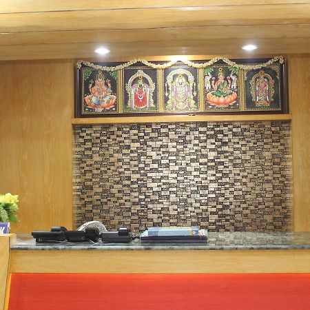 Sujan Residency'S Villa Tirupati Buitenkant foto