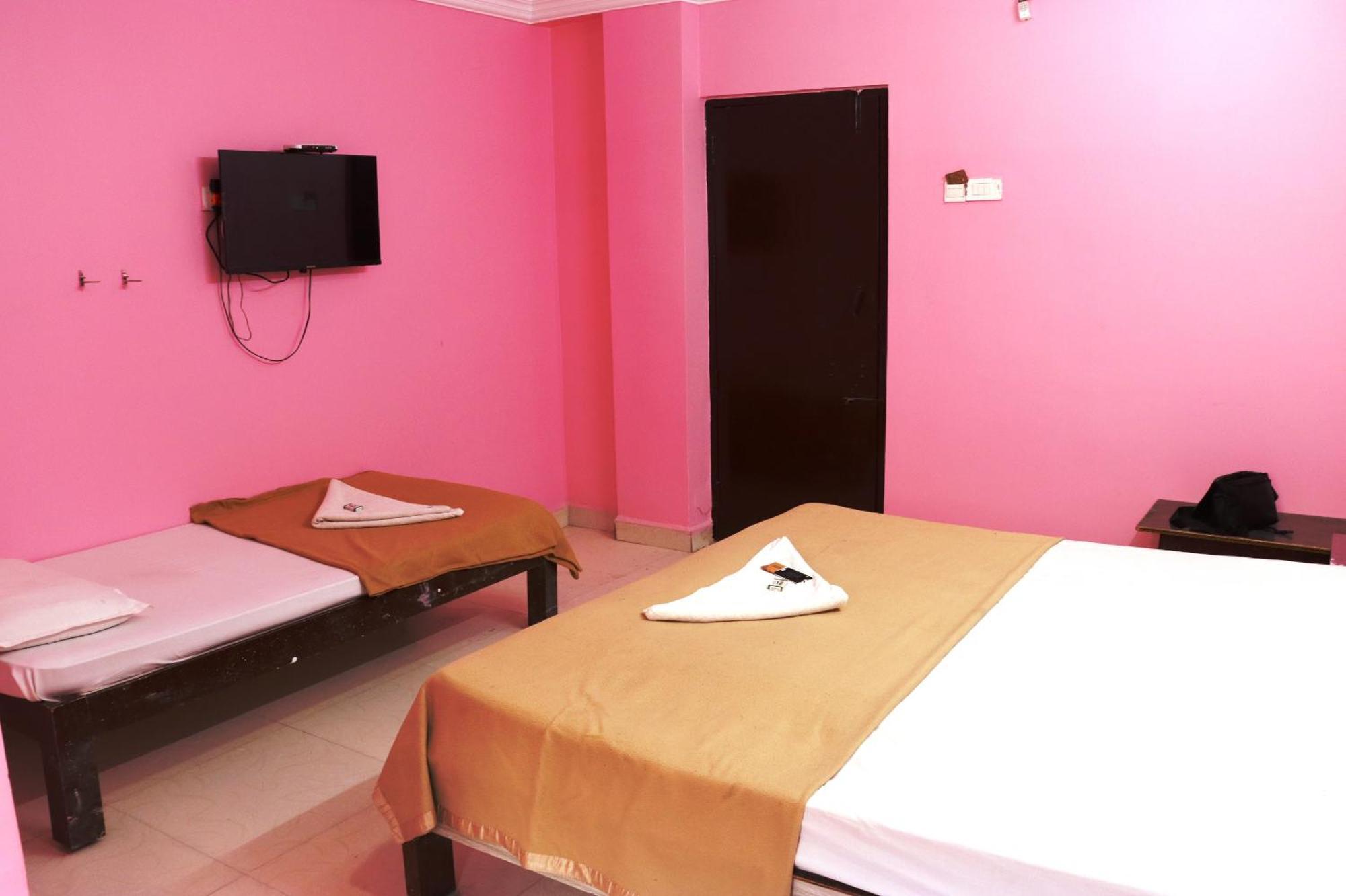 Sujan Residency'S Villa Tirupati Buitenkant foto