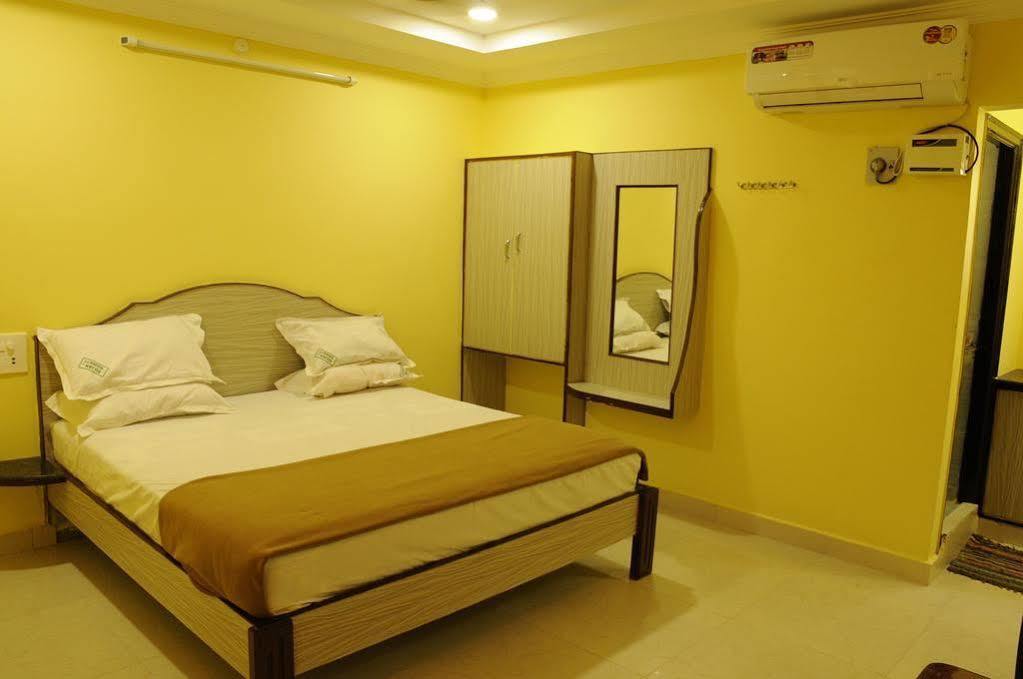 Sujan Residency'S Villa Tirupati Buitenkant foto