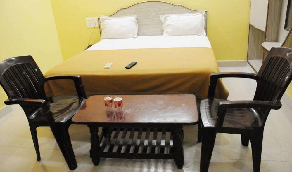Sujan Residency'S Villa Tirupati Buitenkant foto